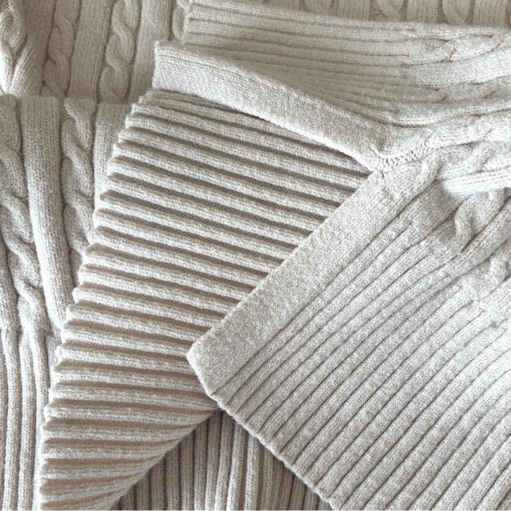 NWT V-Neck Sweater - Happily Grey - Picture 6 of 8